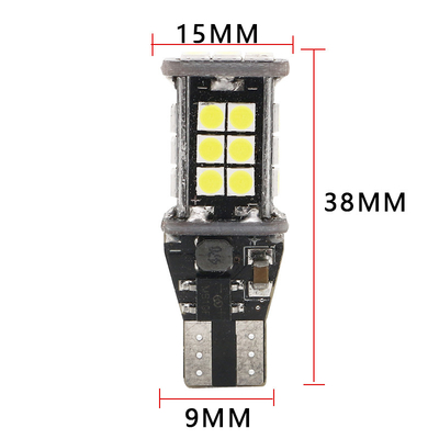 O farol 12V do diodo emissor de luz de T15 3030 24SMD Canbus destaca a inversão da luz do canto do carro