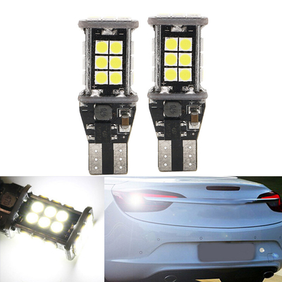 O farol 12V do diodo emissor de luz de T15 3030 24SMD Canbus destaca a inversão da luz do canto do carro